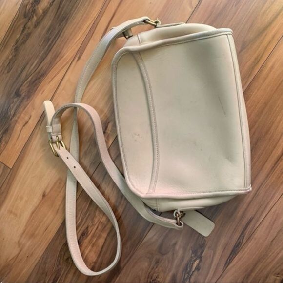 Vintage coach crossbody bag - Picture 1 of 8